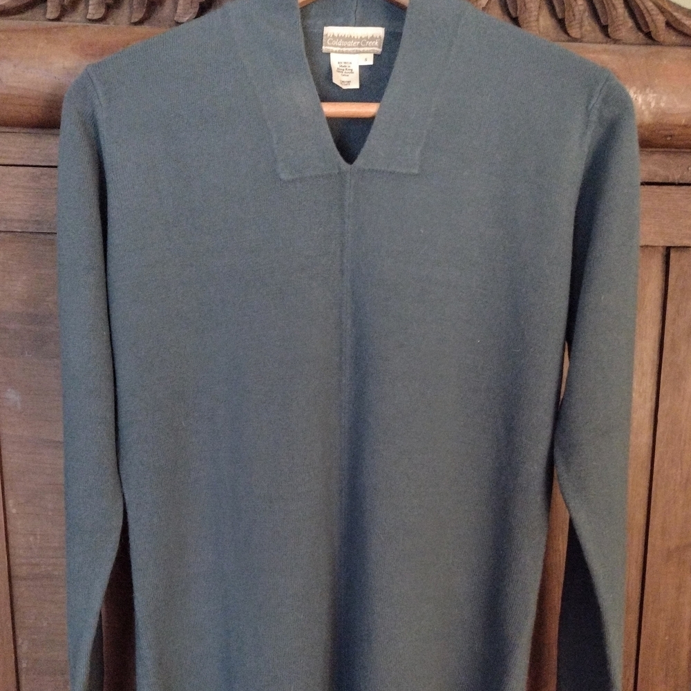 Coldwater Creek V-Neck Sweater in Deep Green